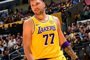 “nba第三例新冠确诊” nba新冠感染人员？