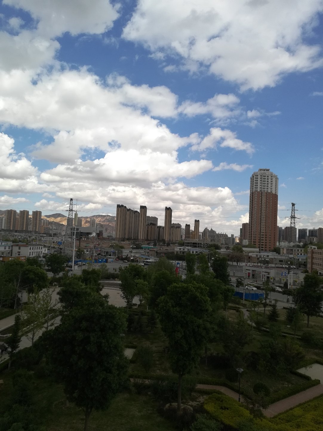 【兰州两地为中风险区/兰州有几个中风险小区】-第1张图片