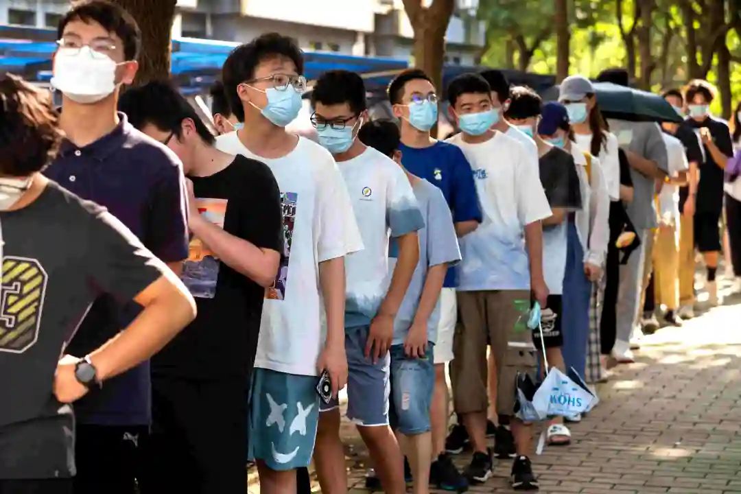 南京病例有宿管阿姨︰(南京三名确诊病例从事高校宿管工作)-第2张图片
