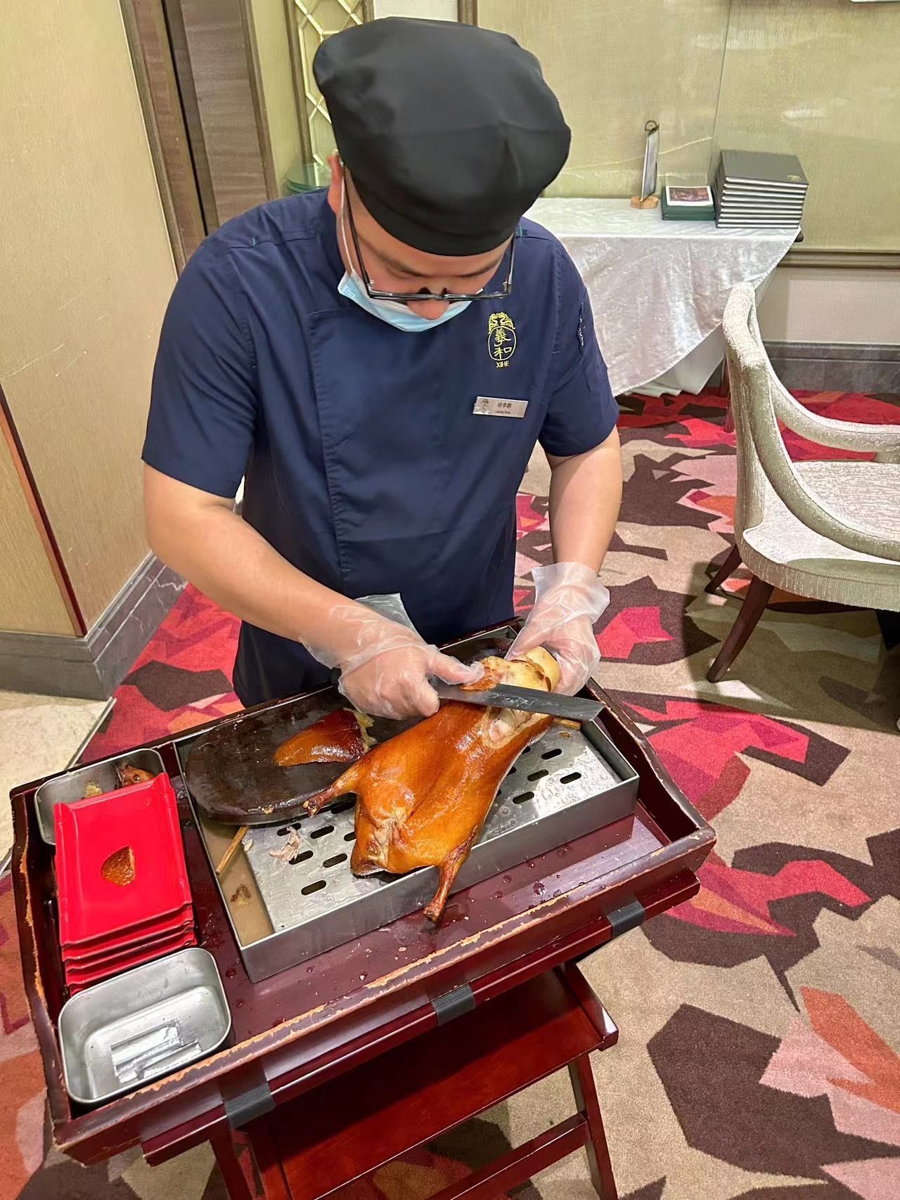 “北京涉疫烤鸭店一管理人员被立案” 北京烤鸭新闻？-第1张图片