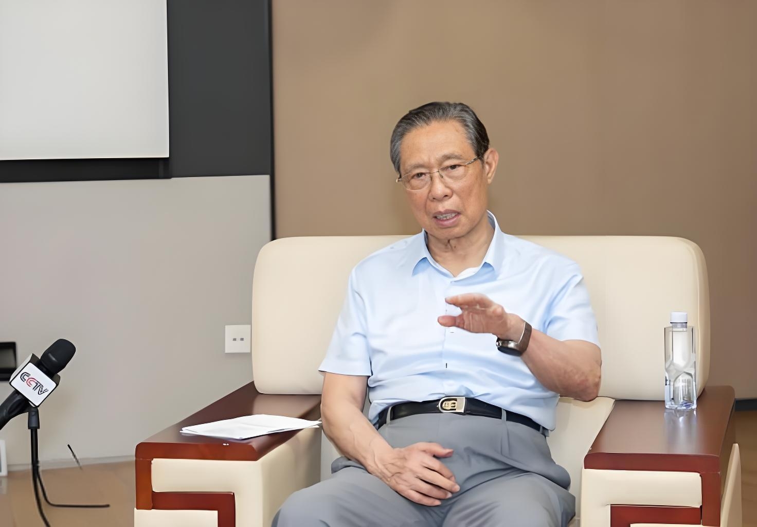 “中国疫情最新动态” 中国疫情最新动态消息？-第1张图片